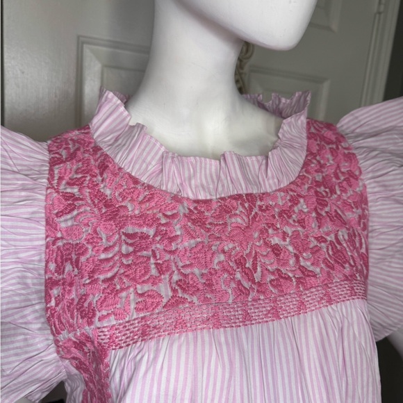 J Marie embroidered Carmel Top size L Retail $118.  #128 - Picture 5 of 12